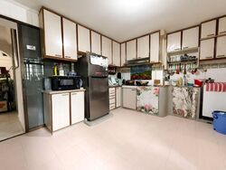 Blk 241 Pasir Ris Street 21 (Pasir Ris), HDB Executive #566522421